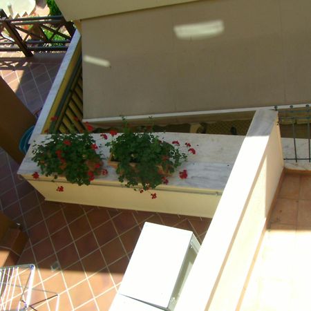 Kripis Studio Салоники Номер фото